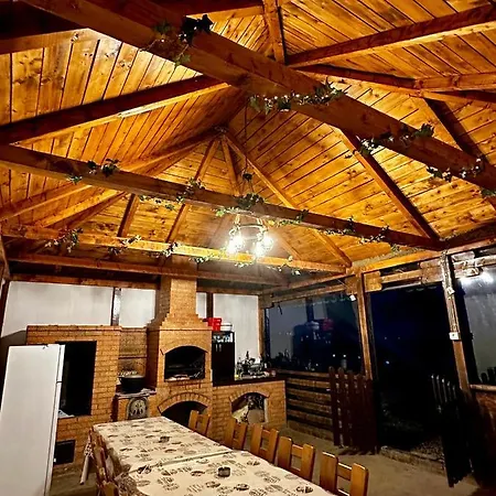 A-frame Bucovina- Paradis Bucovinean Holiday home Capu Cimpului